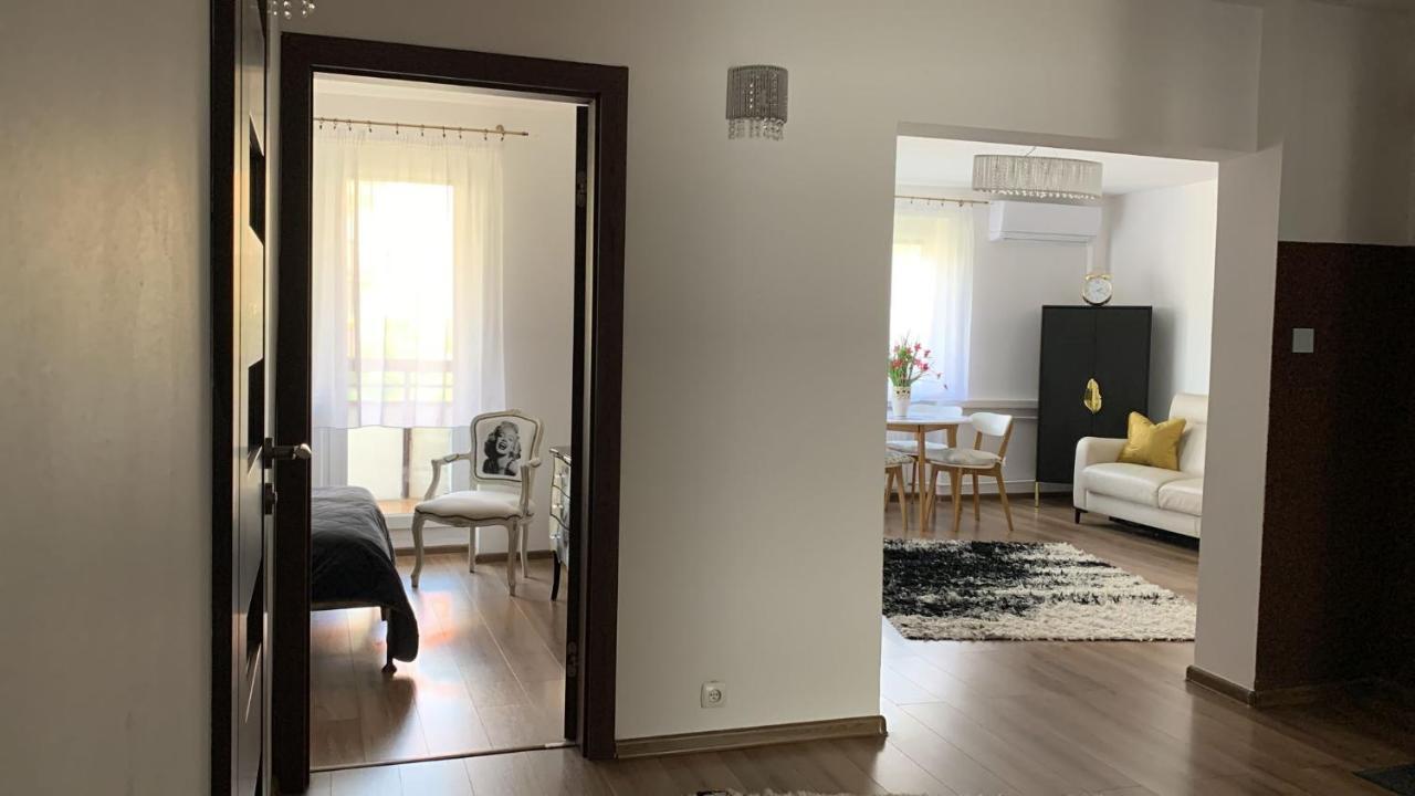 Golden Apartament Legionow Stary Toruń Exteriör bild